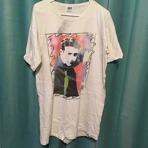 Jason Priestly heart throb tee.